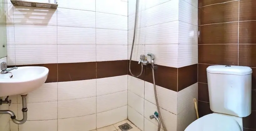 Transit room max 4 hours