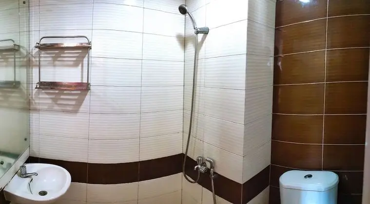 Transit room max 4 hours