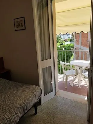 Tek Büyük veya İki Ayrı Yataklı Oda, 1 Çift Kişilik Yatak, Balkon