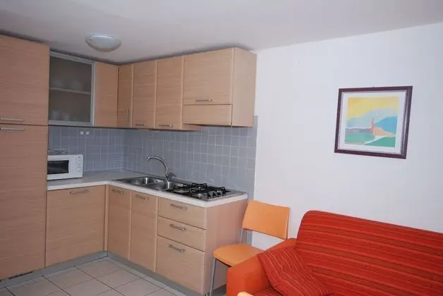 Apart Daire, 2 Yatak Odası, Zemin Kat (C-6)