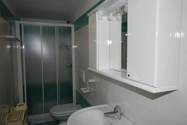 Apart Daire, 2 Yatak Odası, Zemin Kat (C-6)