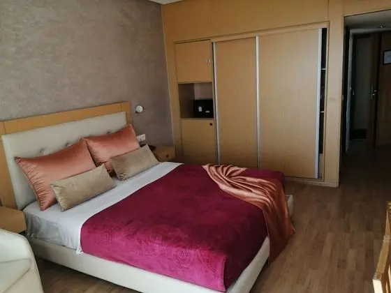 Comfort Tek Büyük Yataklı Oda