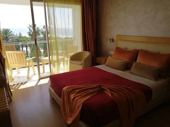 Comfort Tek Büyük Yataklı Oda