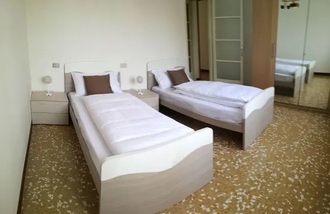 Villa, 2 Banyolu, Göl Manzaralı