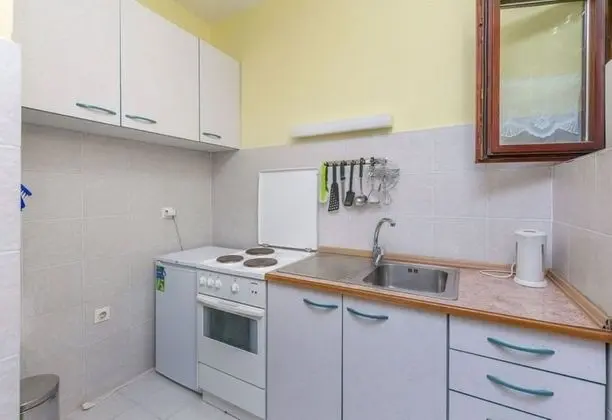 Apart Daire (Mari - great location 30m from the se)
