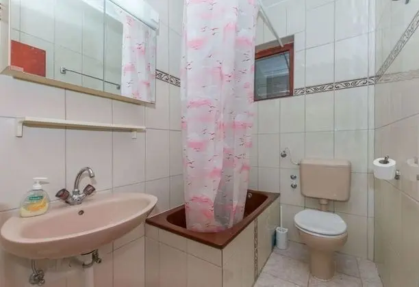 Apart Daire (Mari - great location 30m from the se)