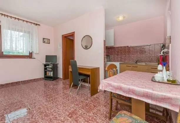Apart Daire (Mari - great location 30m from the se)