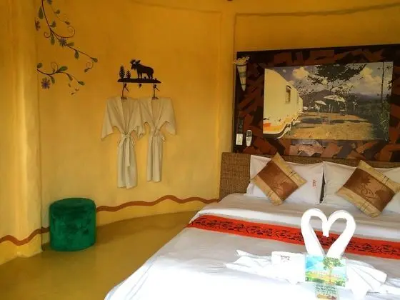 Deluxe Room (Baan Klom)