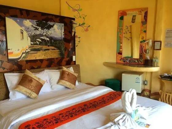 Deluxe Room (Baan Klom)