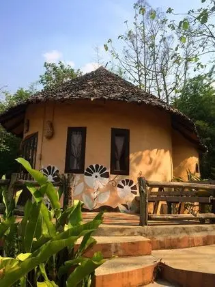 Deluxe Room (Baan Klom)