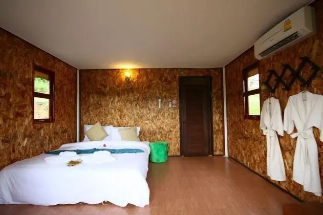 Superior Room (Baan Rung Nok)