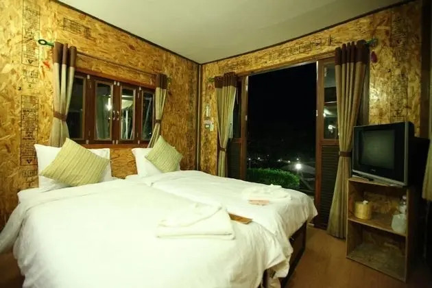 Superior Room (Baan Rung Nok)