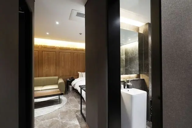 Luxury Tek Büyük Yataklı Oda