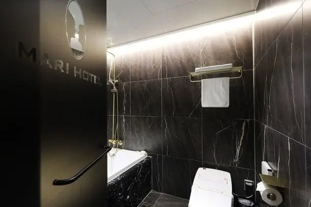 Luxury Tek Büyük Yataklı Oda