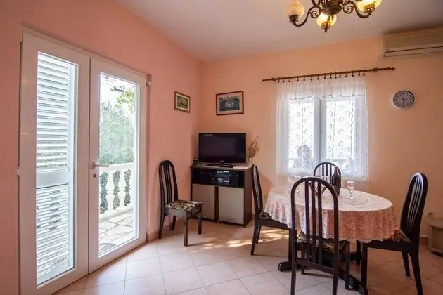 Apart Daire (Mari - peaceful and quiet location - )