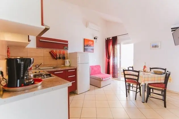 Apart Daire (Mari - sea view apartments - A4(4) Re)