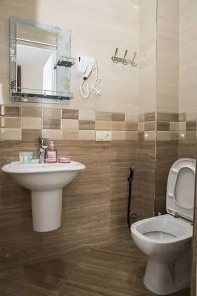 Standard Tek Büyük Yataklı Oda, Sigara İçilmez, Dağ Manzaralı