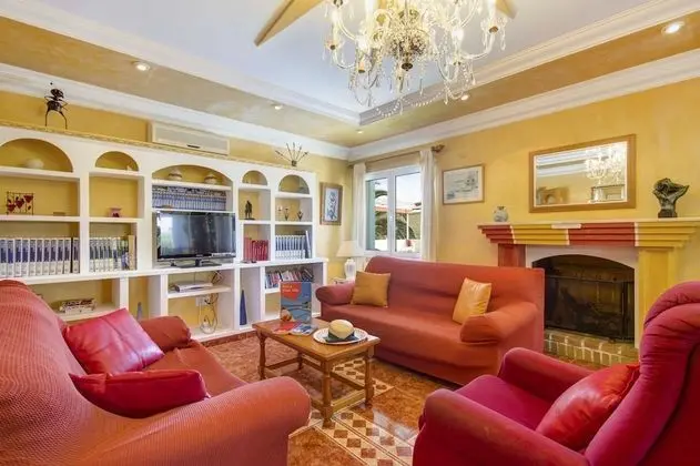 Villa, 4 Yatak Odası, Kişiye Özel Havuzlu