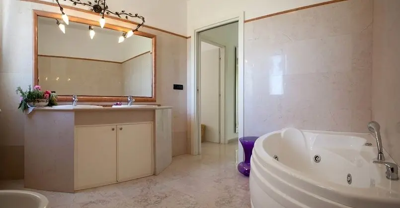 Villa, 5 Yatak Odası