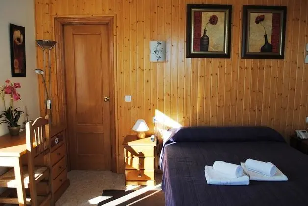 Büyük Yataklı Tek Kişilik Oda