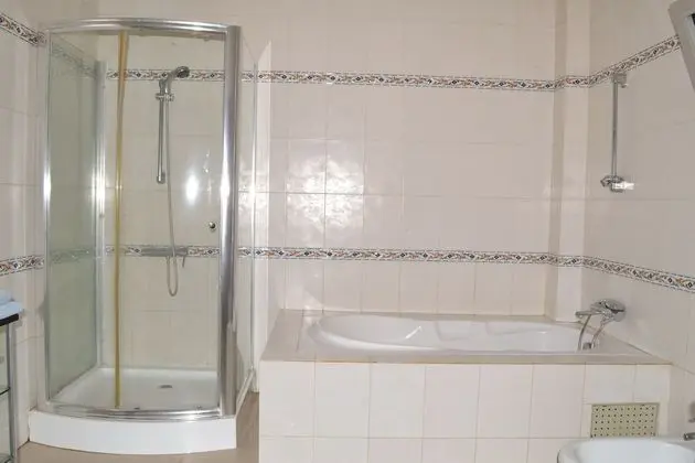 Senior Stüdyo Süit, Küvet (Bleue)