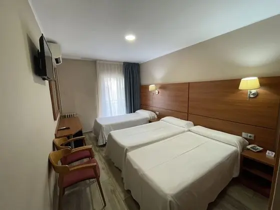 Tek Büyük Yataklı Oda, Balkon (Extra Bed)