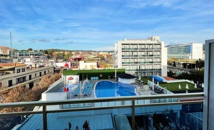 Tek Büyük Yataklı Oda, Balkon (Extra Bed)