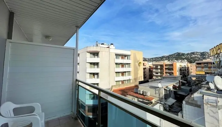 Tek Büyük Yataklı Oda, Balkon (Extra Bed)