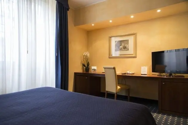 Standard Tek Büyük Yataklı Oda, Balkon, Göl Manzaralı