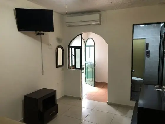 Tek Büyük Yataklı Oda (With A/C)