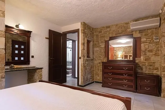 Exclusive Villa, 4 Yatak Odası, Kişiye Özel Havuzlu, Havuz Manzaralı (Afrodite)