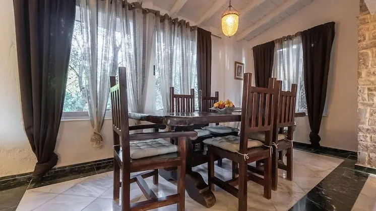 Exclusive Villa, 4 Yatak Odası, Kişiye Özel Havuzlu, Havuz Manzaralı (Afrodite)