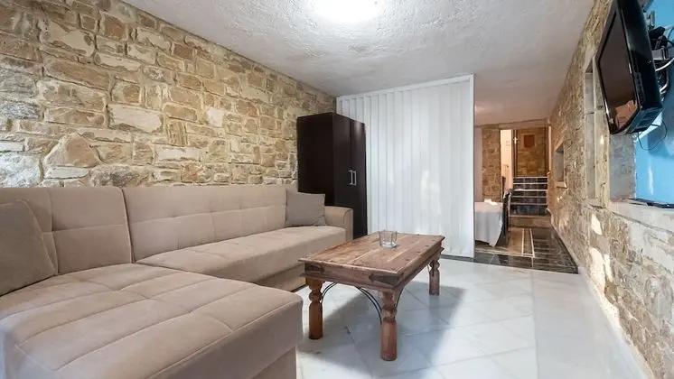 Exclusive Villa, 4 Yatak Odası, Kişiye Özel Havuzlu, Havuz Manzaralı (Afrodite)