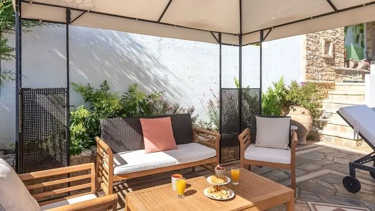 Exclusive Villa, 4 Yatak Odası, Kişiye Özel Havuzlu, Havuz Manzaralı (Afrodite)