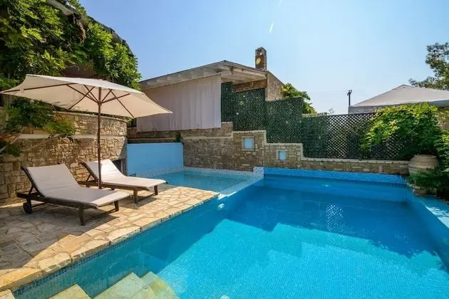 Exclusive Villa, 4 Yatak Odası, Kişiye Özel Havuzlu, Havuz Manzaralı (Afrodite)