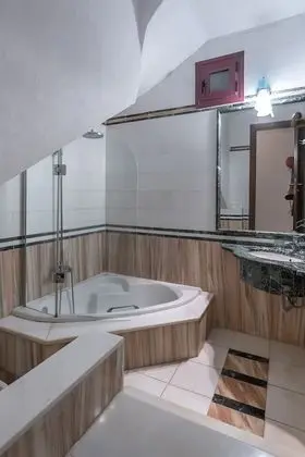 Exclusive Villa, 4 Yatak Odası, Kişiye Özel Havuzlu, Havuz Manzaralı (Afrodite)