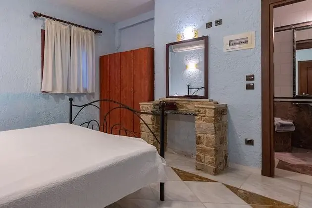 Executive Villa, 4 Yatak Odası, Kişiye Özel Havuzlu, Havuz Manzaralı (Artemis)