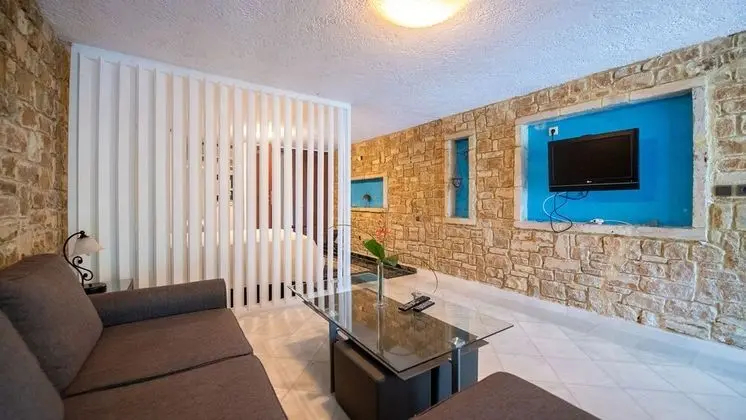 Executive Villa, 4 Yatak Odası, Kişiye Özel Havuzlu, Havuz Manzaralı (Artemis)