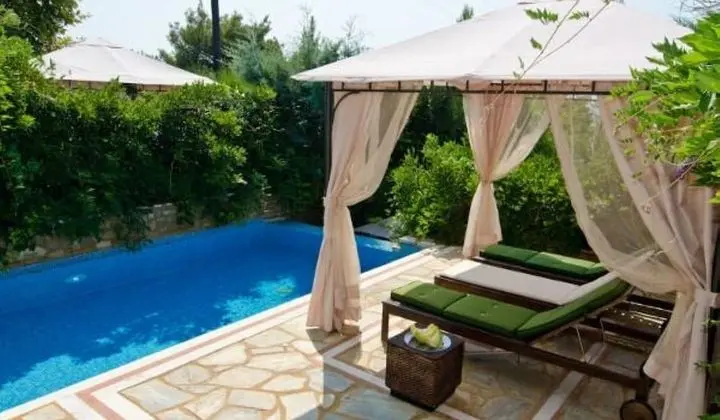 Executive Villa, 4 Yatak Odası, Kişiye Özel Havuzlu, Havuz Manzaralı (Artemis)