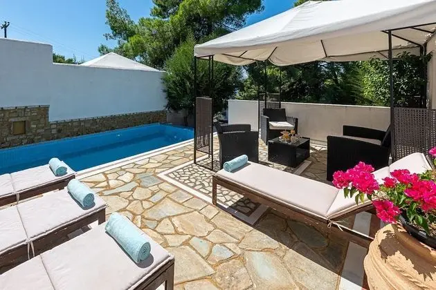 Executive Villa, 4 Yatak Odası, Kişiye Özel Havuzlu, Havuz Manzaralı (Artemis)