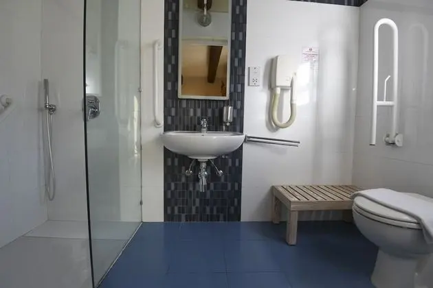 Tek Büyük veya İki Ayrı Yataklı Oda