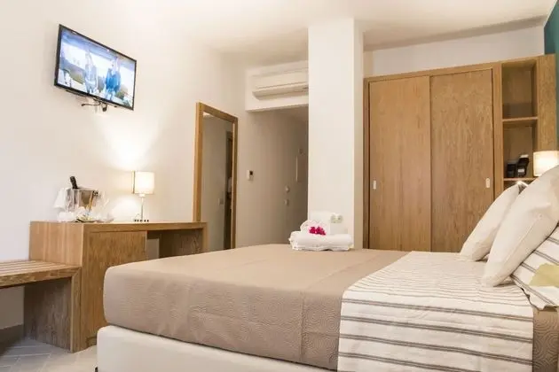 Deluxe Tek Büyük veya İki Ayrı Yataklı Oda