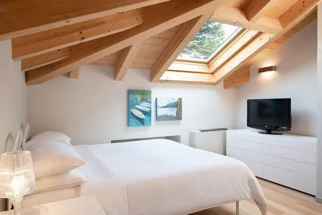 Grand Villa, 5 Yatak Odası, Balkon, Bahçe Manzaralı