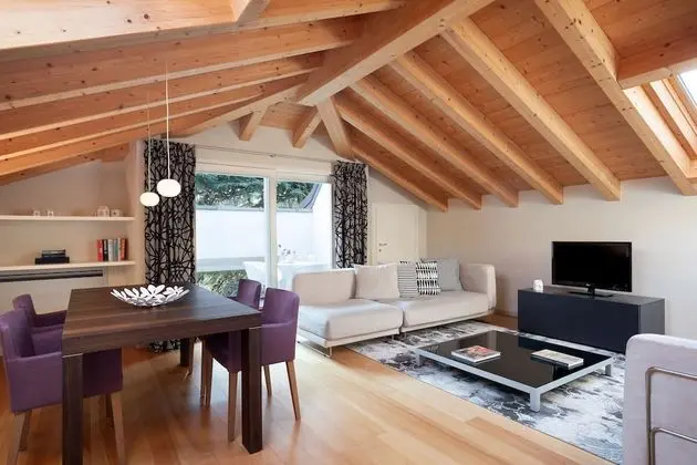 Grand Villa, 5 Yatak Odası, Balkon, Bahçe Manzaralı