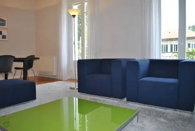 Grand Villa, 5 Yatak Odası, Balkon, Bahçe Manzaralı