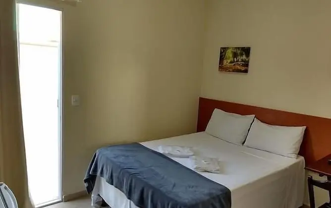 Standard Tek Büyük Yataklı Oda