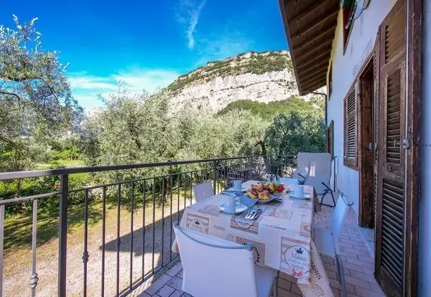 Family Apart Daire, Birden Çok Yatak, Bahçeli (Villa Maria Paola)