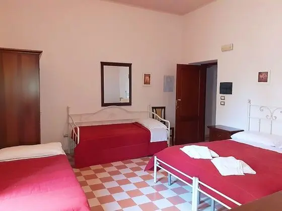 Dört Kişilik Oda
