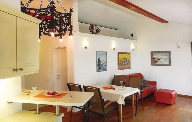 Apart Daire, 2 Yatak Odası, Balkon, Deniz Manzaralı