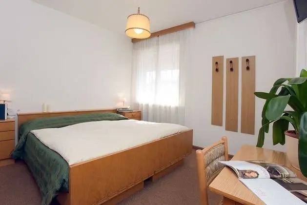 Tek Büyük veya İki Ayrı Yataklı Oda